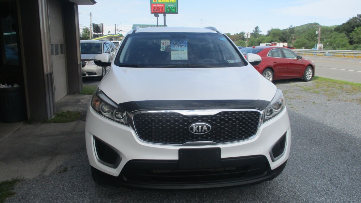 2016 Kia Sorento LX #03983