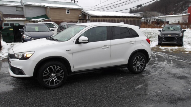 2017 Mitsubishi Outlander Sport #4887